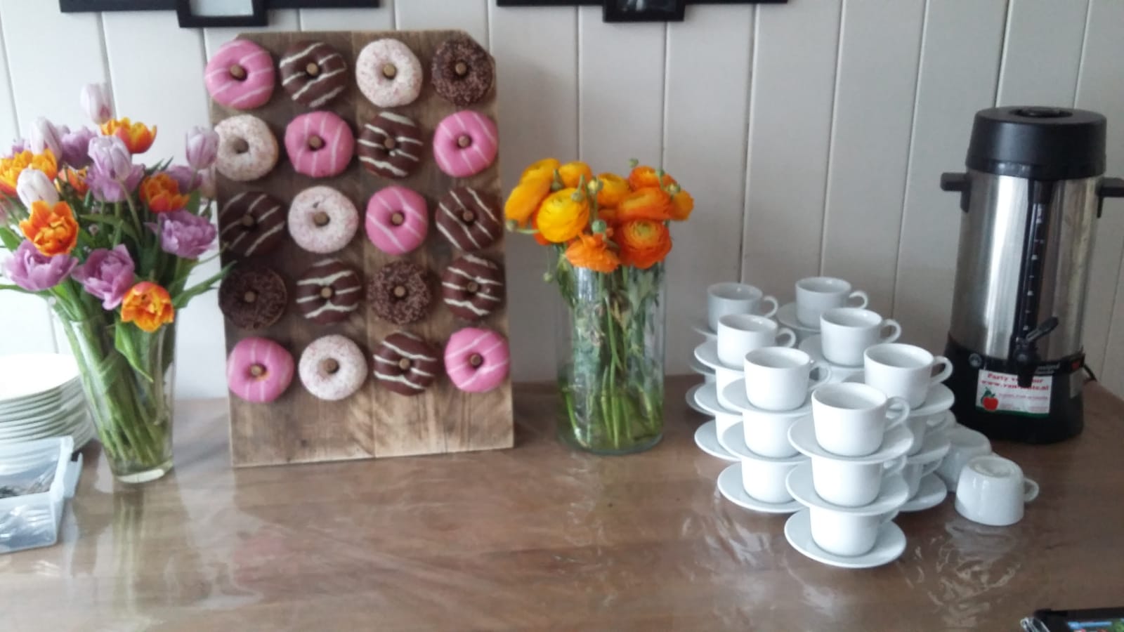 donutwall-standaard met 20 stuks